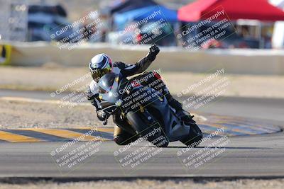 media/Dec-18-2022-SoCal Trackdays (Sun) [[8099a50955]]/Turn 2 (950am)/